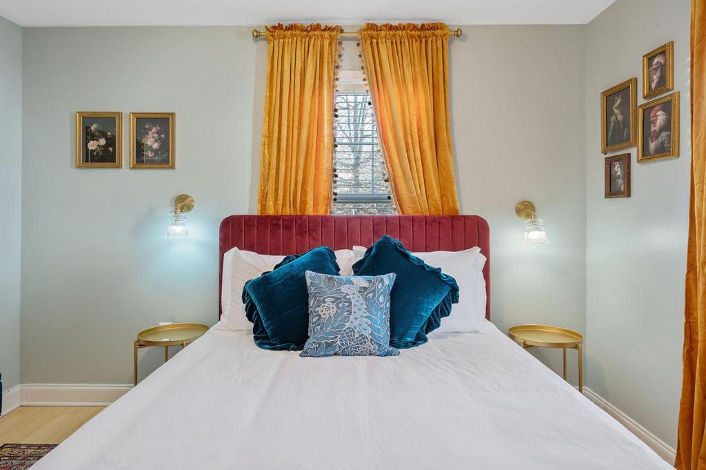 New Victorian Theme, 3Br, Lrg Backyard Close To Pnc Arena, Downtown, And Rdu Airport Raleigh Exteriör bild